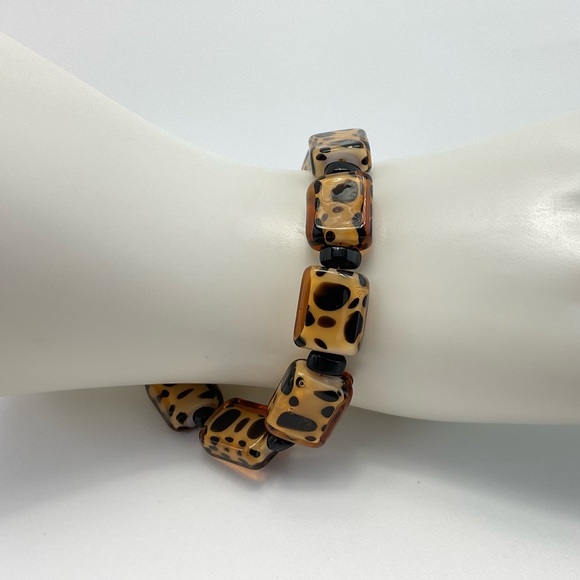 Handmade Jewelry - Leopard Pattern Glass Bead Bracelet, Mod, Minimalist, Animal Print